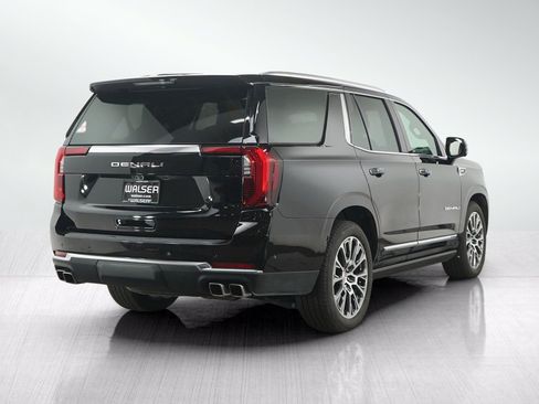 Used 2026 GMC Yukon Denali w/ Denali Reserve Package AWD/4WD image 5