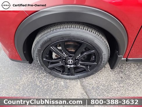 Certified 2024 Nissan Kicks SR w/ SR Premium Package FWD image 31