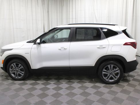 Used 2023 Kia Seltos S w/ Navigation Package image 34