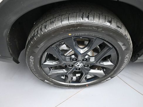 Used 2024 Honda HR-V Sport image 12