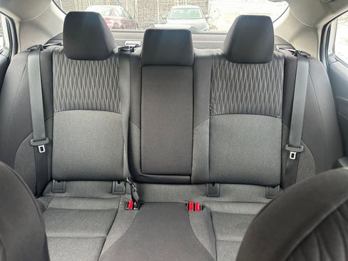 Used 2025 Toyota Camry LE image 37