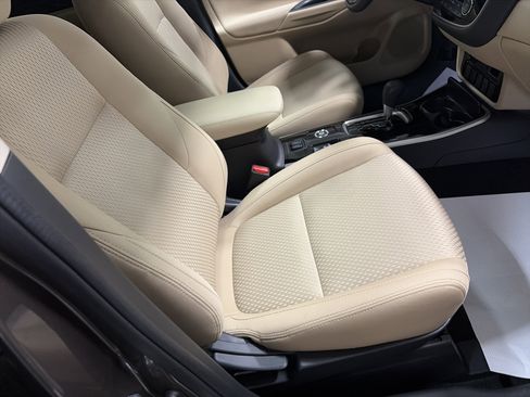 Used 2018 Mitsubishi Outlander SE image 31