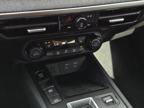 New 2026 Nissan Kicks SV image 21