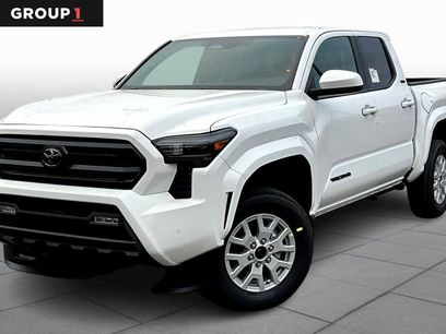 New 2025 Toyota Tacoma SR5