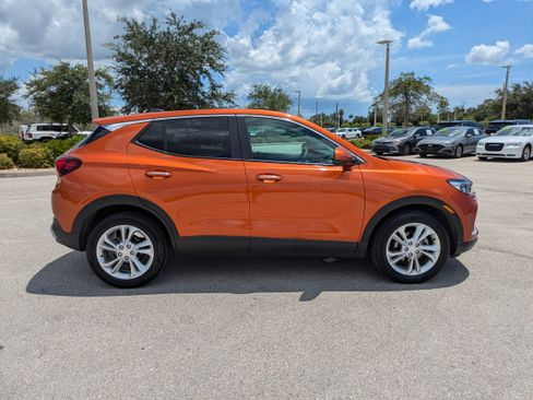 Used 2023 Buick Encore GX Preferred FWD image 3