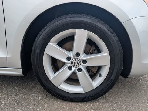 Used 2013 Volkswagen Jetta TDI FWD image 24