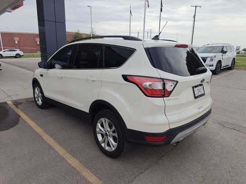 Used 2018 Ford Escape SEL AWD/4WD image 6