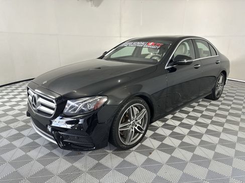 Used 2018 Mercedes-Benz E 300 image 4