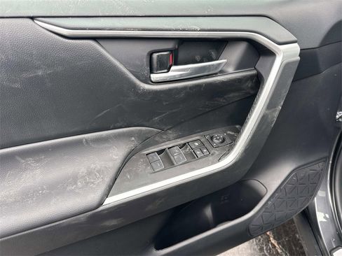 New 2025 Toyota RAV4 XLE image 15
