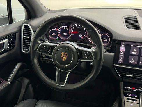 Used 2019 Porsche Cayenne AWD/4WD image 21