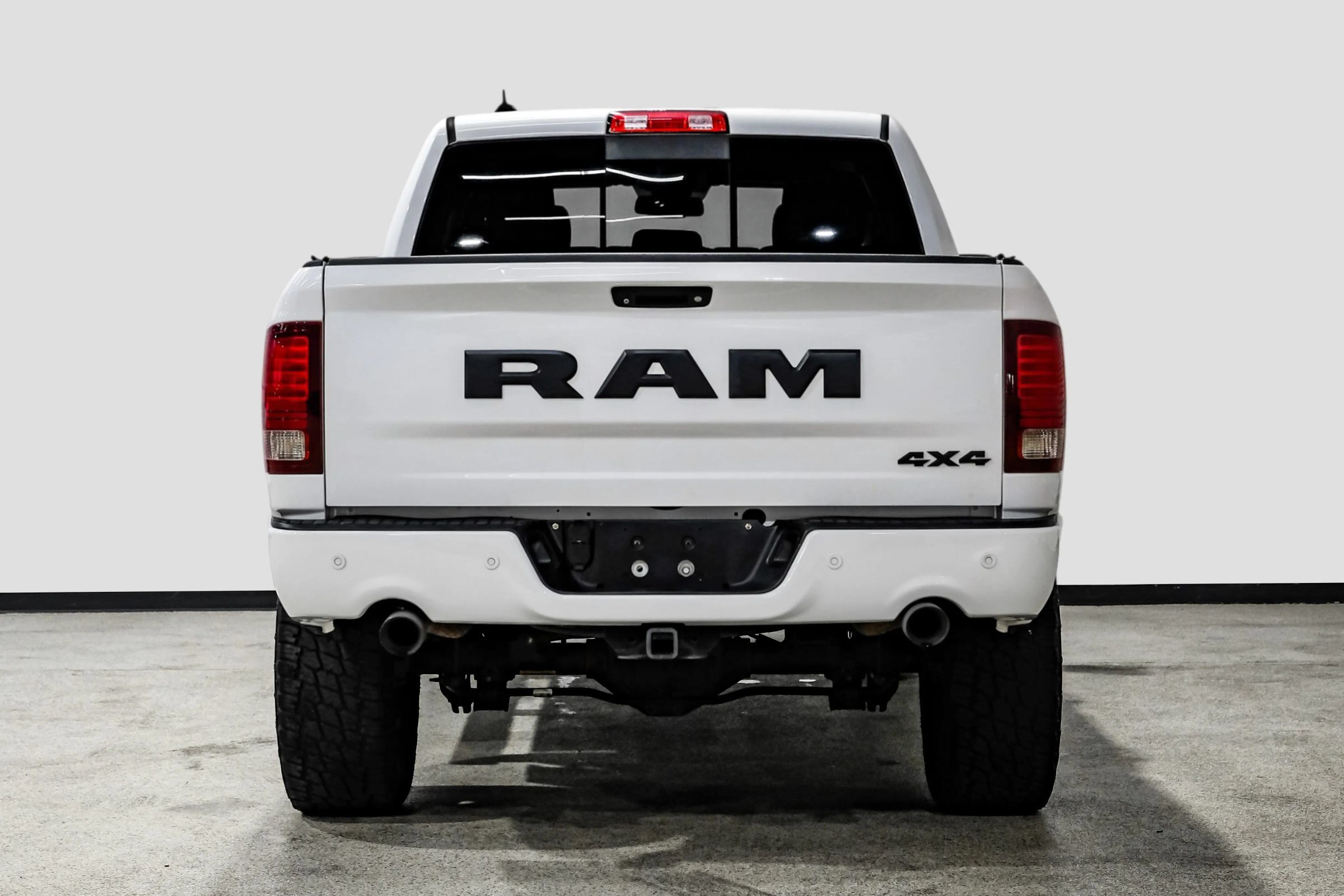 Used 2018 RAM 1500 Sport w/ Quick Order Package 26Q Night AWD/4WD image 6