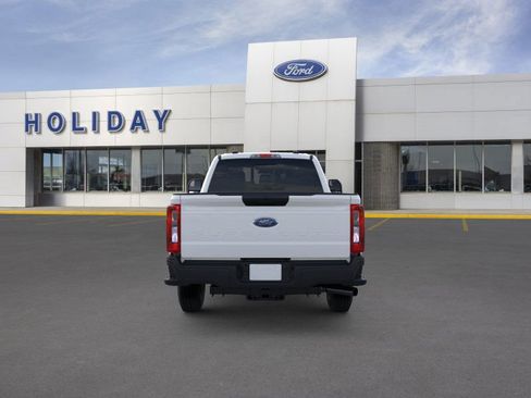 New 2026 Ford F250 XL w/ F-250 >10K GVWR Package image 6