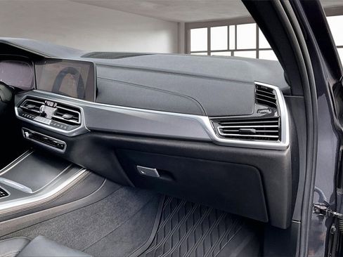 Used 2019 BMW X5 xDrive40i w/ Premium Package 2 image 17