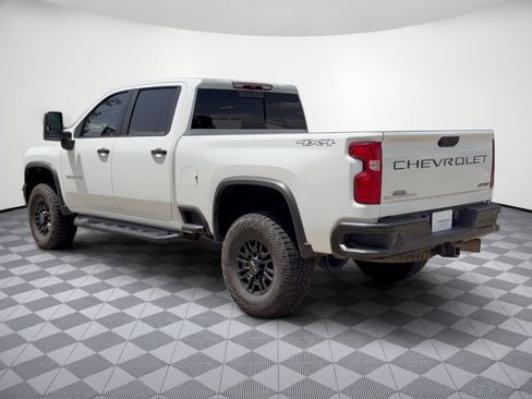 Certified 2024 Chevrolet Silverado 2500 ZR2 AWD/4WD image 3