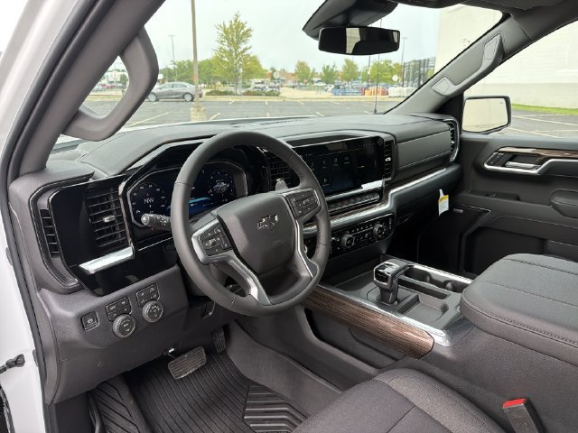 New 2026 Chevrolet Silverado 1500 RST w/ Safety Package AWD/4WD image 14