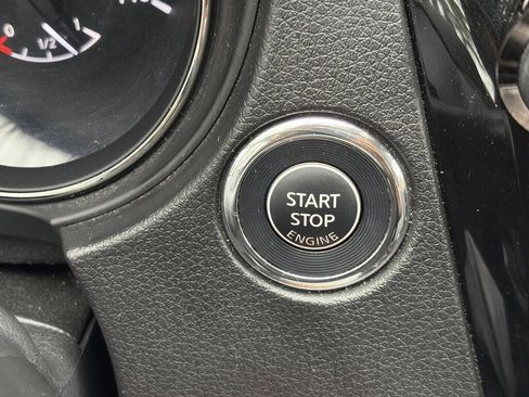 Certified 2022 Nissan Rogue Sport SL w/ Premium Package image 18