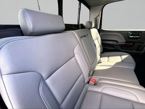 Used 2017 GMC Sierra 1500 SLT AWD/4WD image 23