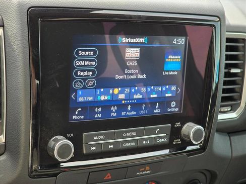 Used 2023 Nissan Frontier SV w/ Technology Package AWD/4WD image 4