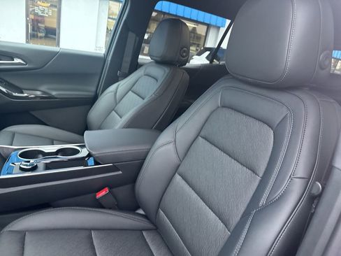 New 2026 Chevrolet Equinox LT w/ Convenience Package II image 29