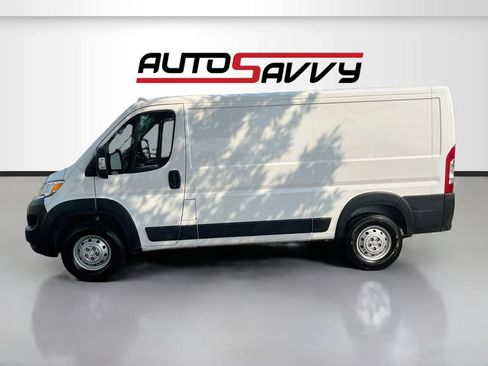 Used 2023 RAM ProMaster 2500 FWD image 4