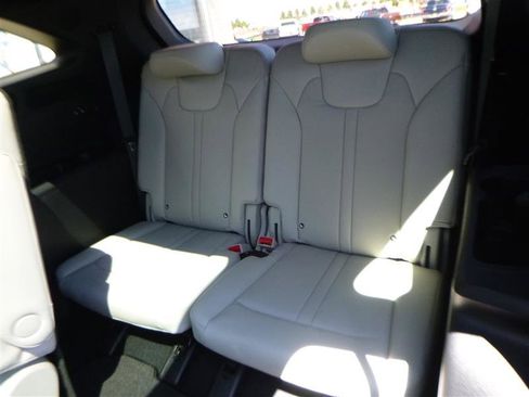 Used 2025 Kia Sorento SX Prestige AWD/4WD image 7