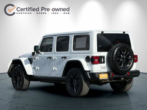 Certified 2025 Jeep Wrangler Unlimited Sahara AWD/4WD image 6