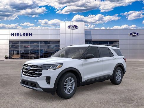 New 2026 Ford Explorer Active AWD/4WD image 1