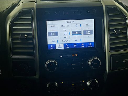 Used 2020 Ford F150 Platinum w/ Equipment Group 701A Luxury AWD/4WD image 24