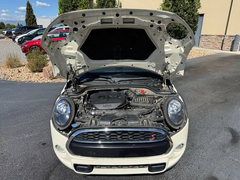 Used 2019 MINI Cooper S w/ Signature Upholstery Package FWD image 23
