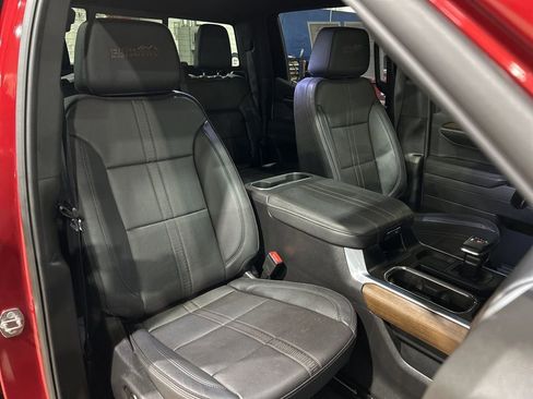 Used 2024 Chevrolet Silverado 1500 High Country AWD/4WD image 46