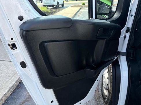 Used 2023 RAM ProMaster 2500 FWD image 19