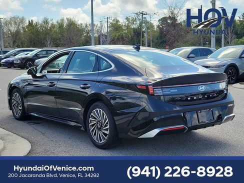 Certified 2025 Hyundai Sonata Limited image 9