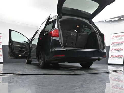 Used 2018 Honda Odyssey EX-L image 30