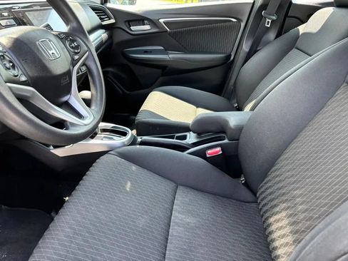 Used 2018 Honda Fit EX image 10