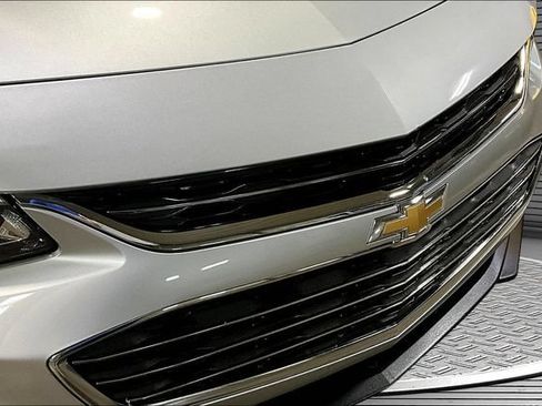 Used 2018 Chevrolet Malibu LT FWD image 31