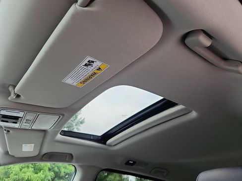 Certified 2026 Honda Odyssey EX-L image 15