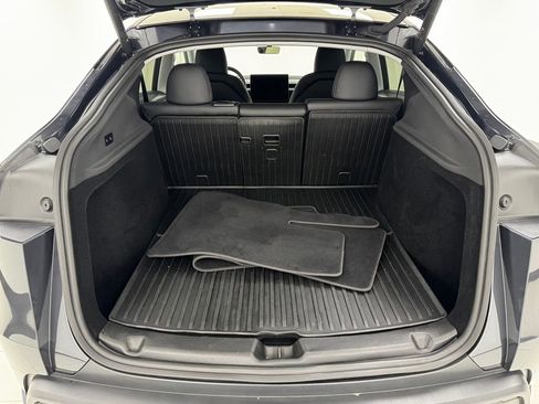 Used 2026 Tesla Model Y Long Range image 30