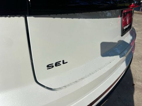 New 2026 Volkswagen Atlas Cross Sport SEL R-Line AWD/4WD image 32