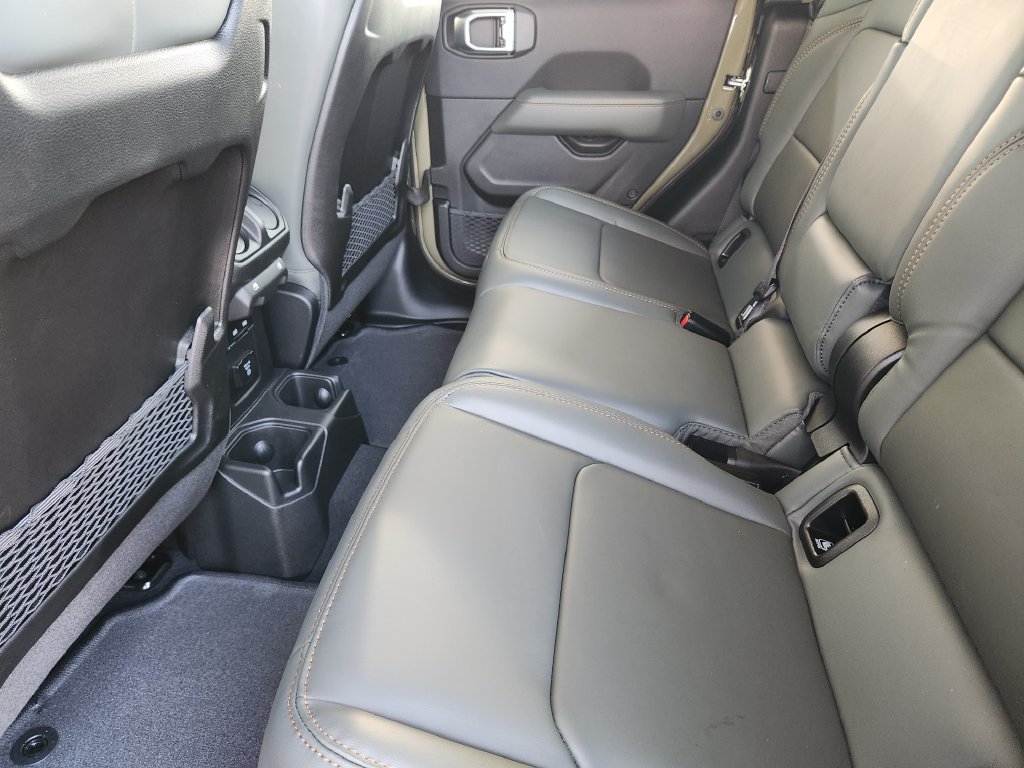 New 2026 Jeep Gladiator Mojave AWD/4WD image 19