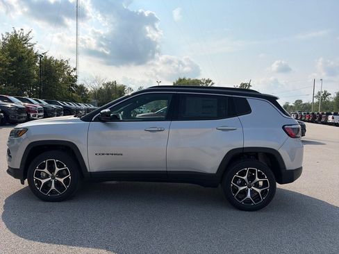 New 2026 Jeep Compass Limited AWD/4WD image 11