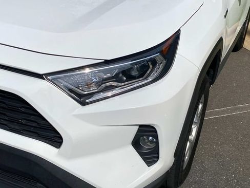 Used 2021 Toyota RAV4 XLE w/ XLE Grade Weather Package AWD/4WD image 5
