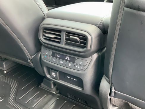 Used 2024 Honda Pilot Elite image 21