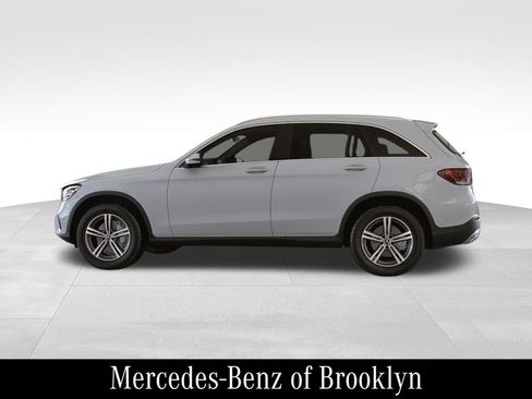 Used 2022 Mercedes-Benz GLC 300 4MATIC image 36