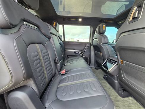 Used 2023 Rivian R1S Adventure AWD/4WD image 15