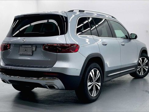 Used 2026 Mercedes-Benz GLB 250 image 7