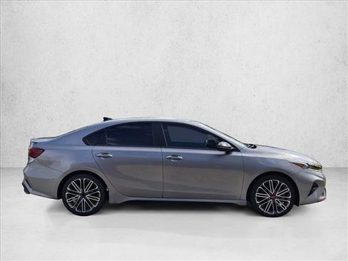 Used 2023 Kia Forte GT FWD image 4