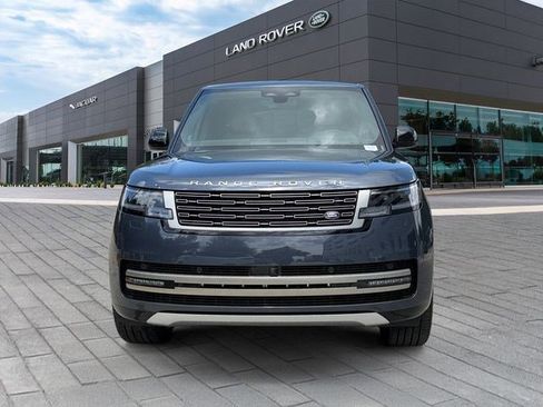New 2026 Land Rover Range Rover Long Wheelbase SE AWD/4WD image 8
