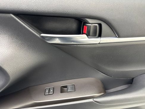 Used 2024 Toyota Camry SE FWD image 48