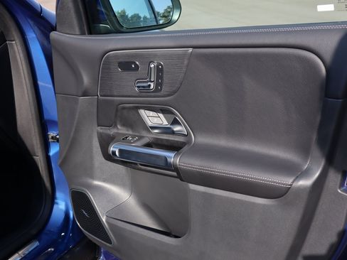 New 2026 Mercedes-Benz GLB 250 4MATIC image 13