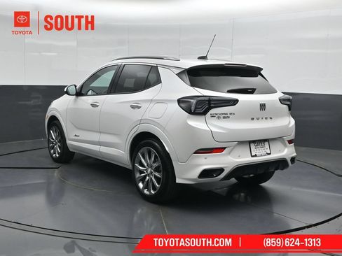 Used 2025 Buick Encore GX Avenir w/ Avenir Convenience Package AWD/4WD image 8